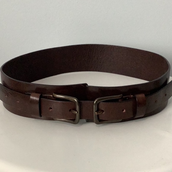 Club Monaco Accessories - CLUB MONACO 💯% Leather Belt